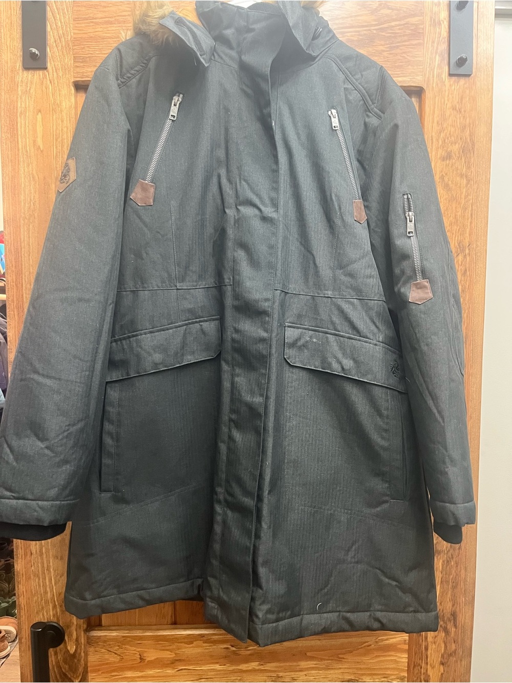 Women's Legendary Whitetails Anchorage Parka - Gray with removable Faux Fur hood